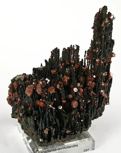Vanadinite, Goethite image