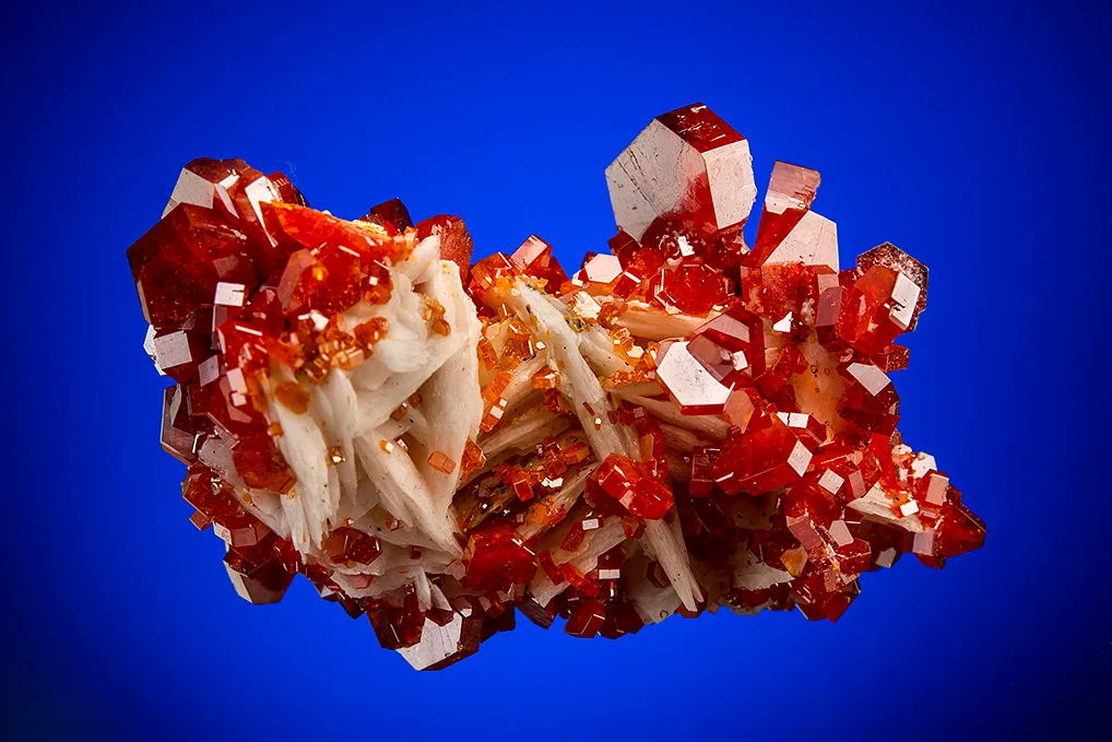 Vanadinite on Barite image