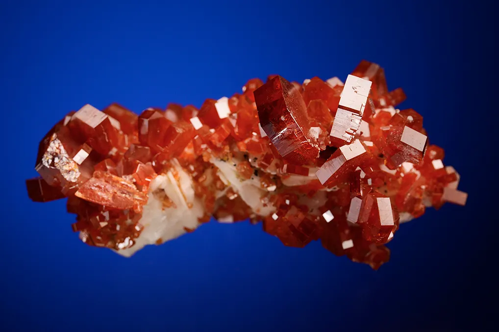 Vanadinite on Barite - image 5