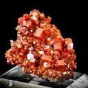 Vanadinite on Barite - image 1