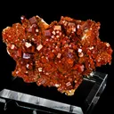 Vanadinite on Barite - image 3