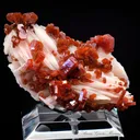 Vanadinite on Barite - image 4