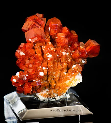 Vanadinite on Barite - image 2