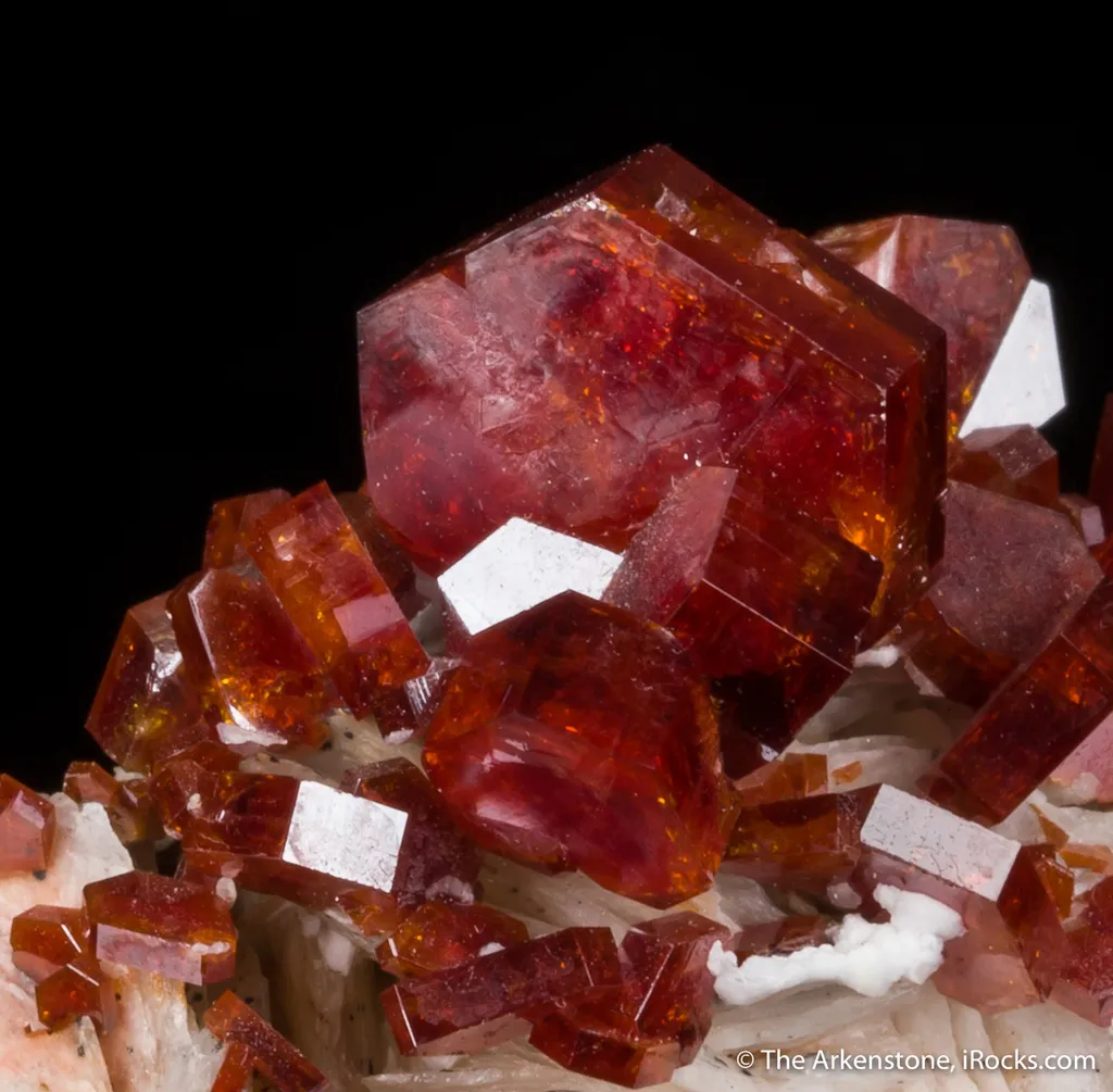 Vanadinite on Baryte image
