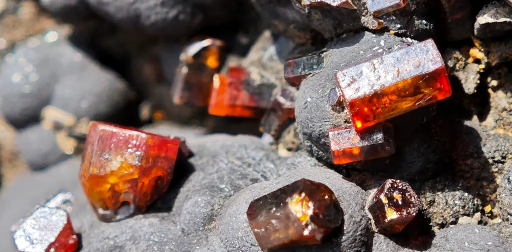 Vanadinite on Goethite from Taouz, Morocco - image 7