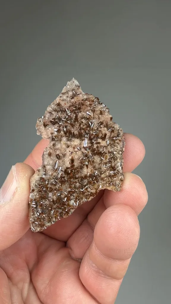Vanadinite with Calcite - image 2