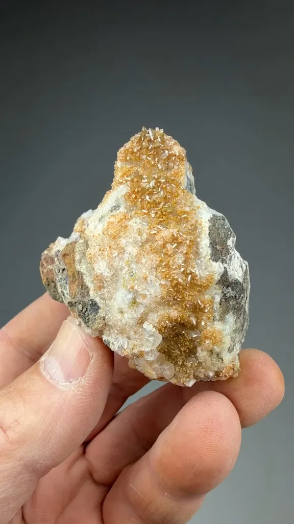 Vanadinite with Calcite - image 2