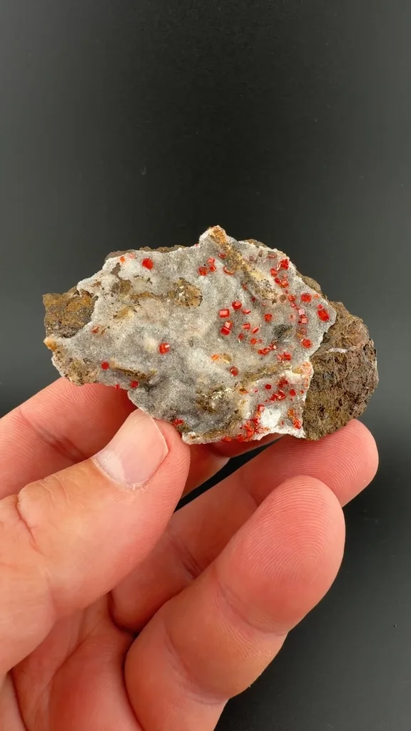 Vanadinite with Calcite - image 2