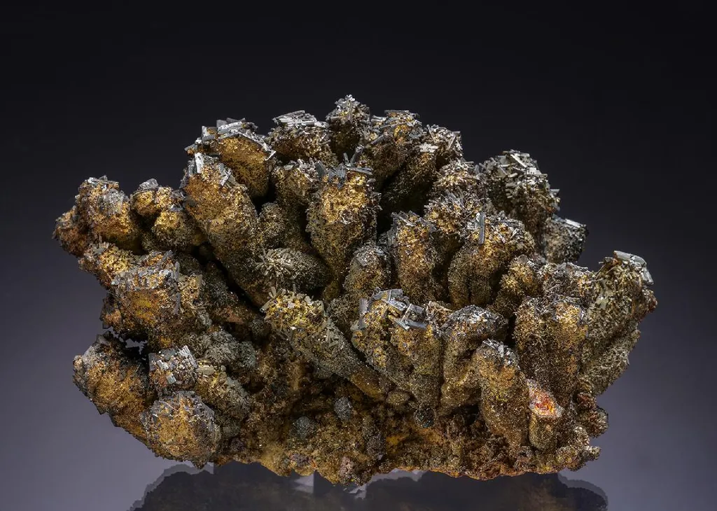 Vanadinite with Descloizite image