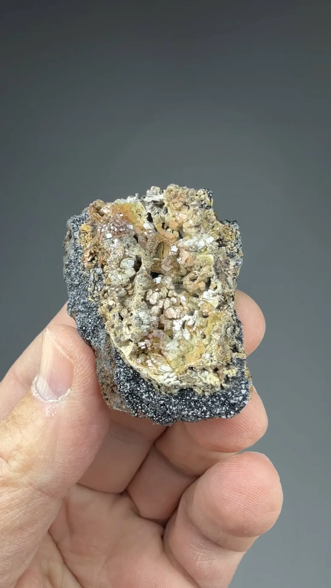 Vanadinite with Descloizite - image 2