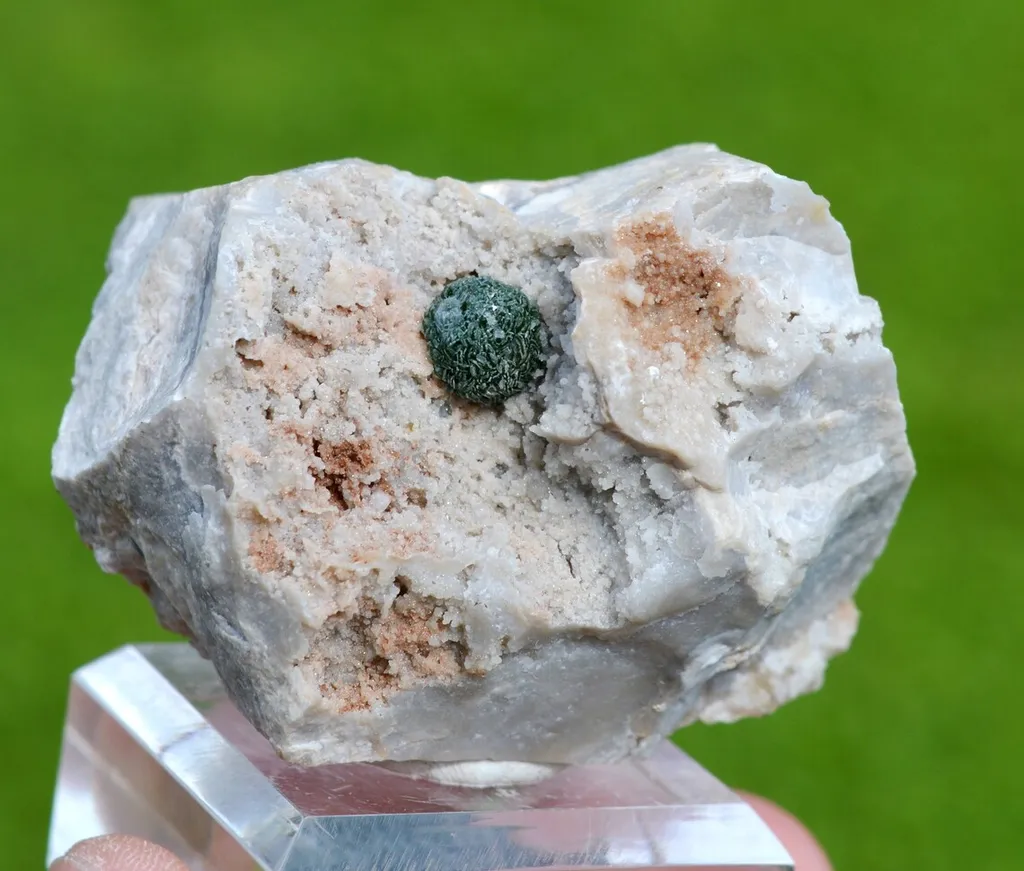 Variscite & Chalcedony 127 grams - Ribeirão Cascalheira, Mato Grosso, Brazil image