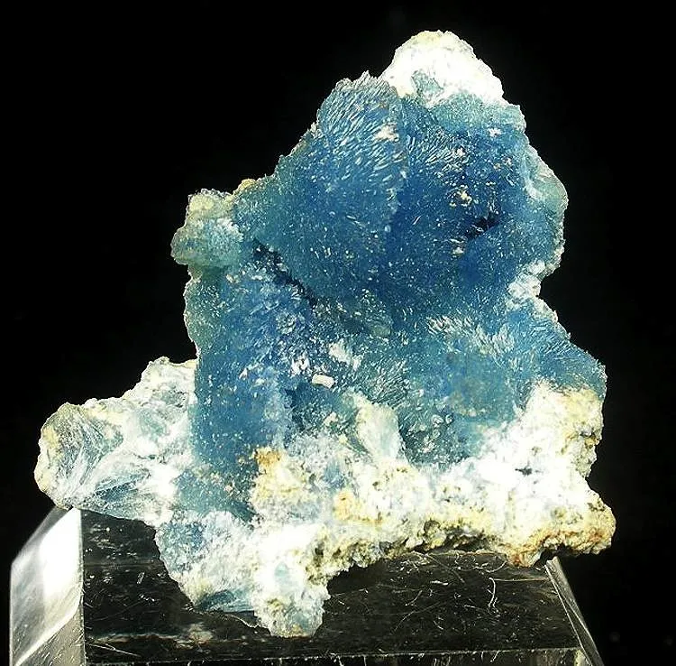 Vauxite image