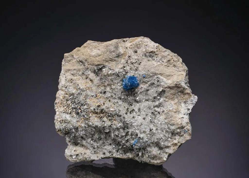 Vauxite image