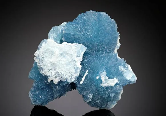 Vauxite image