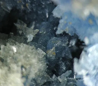 Vauxite, Paravauxite - image 2