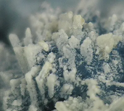 Vauxite, Quartz - image 2