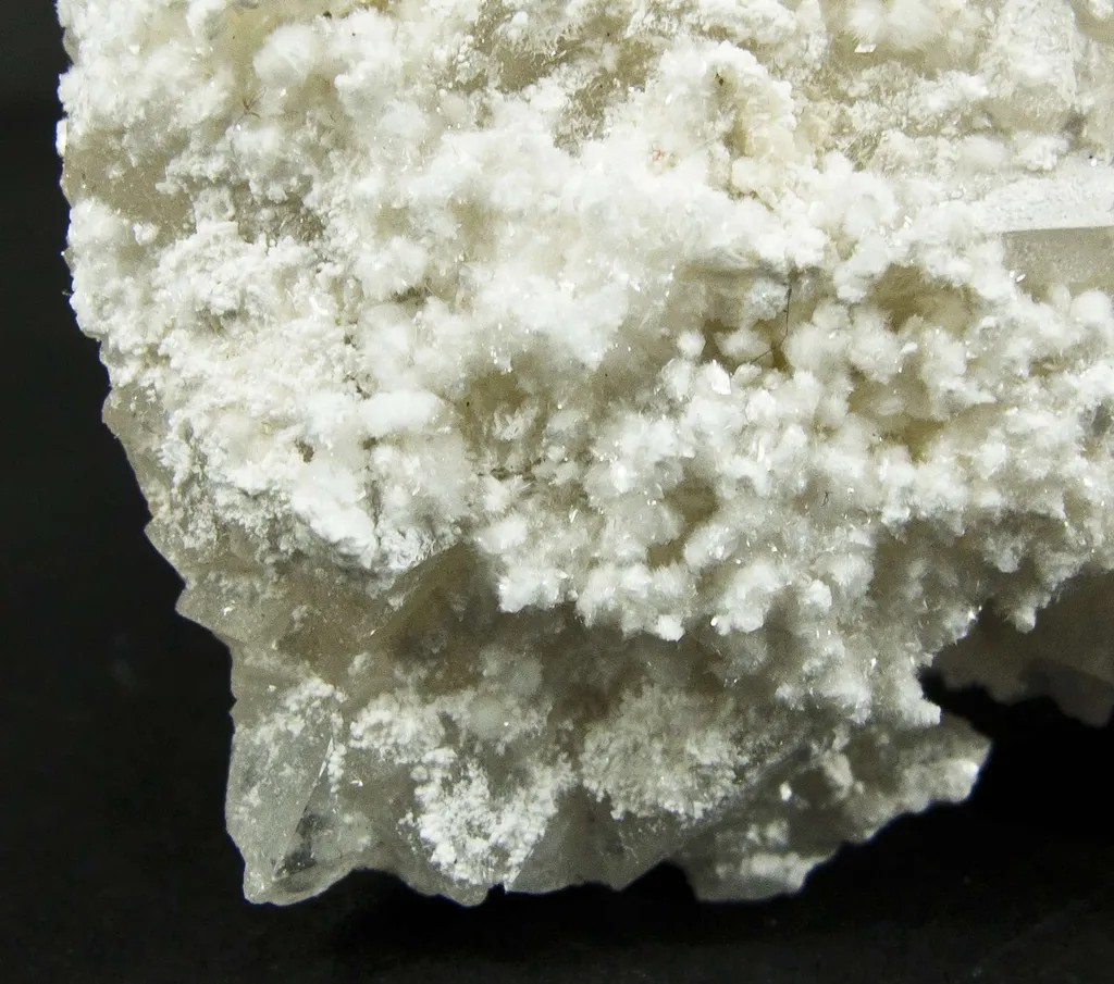Veatchite on Colemanite - image 3