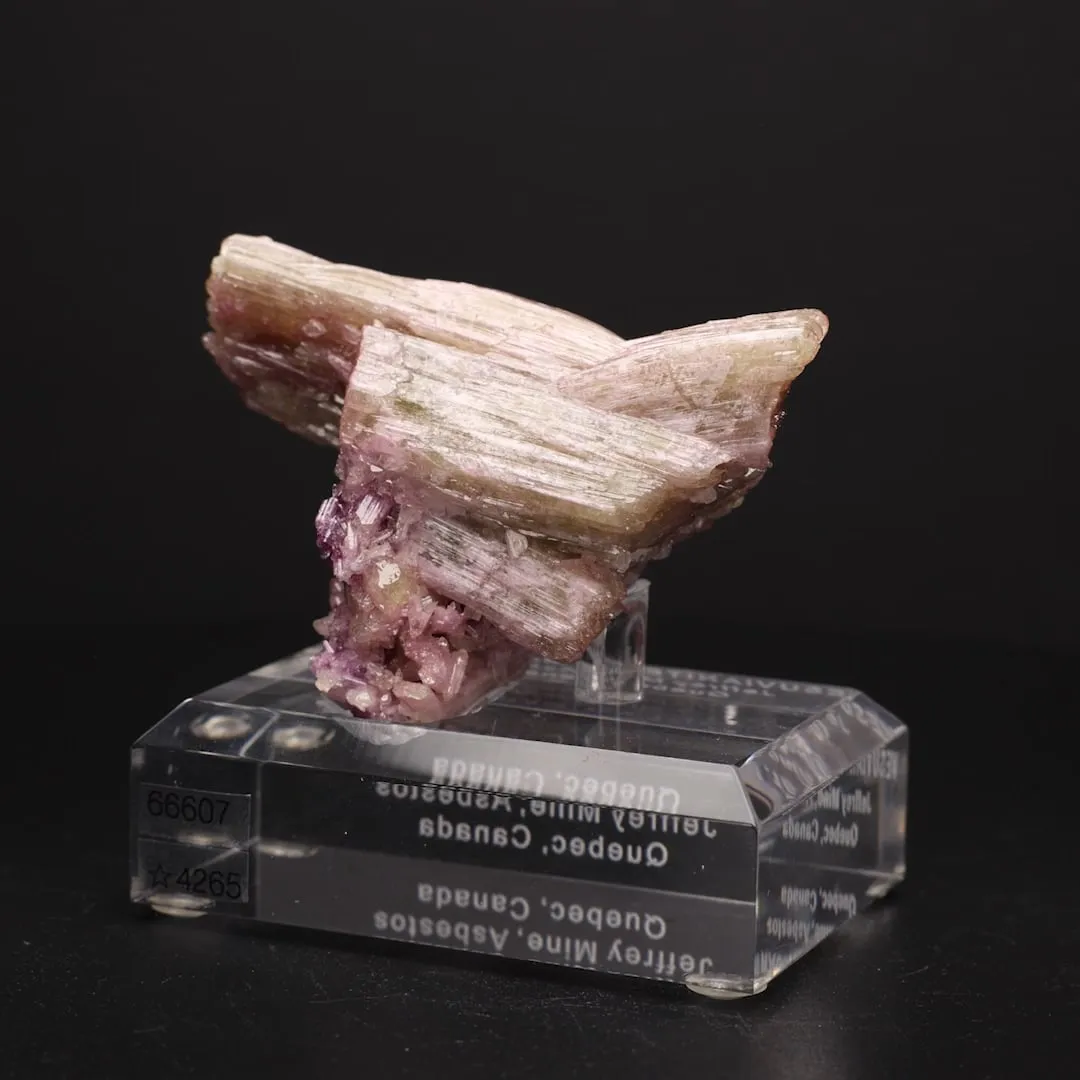 Vesuvianite - image 2