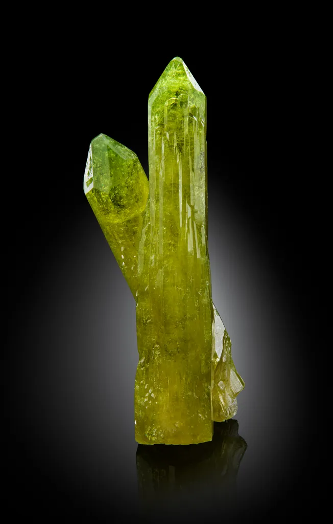 Vesuvianite image