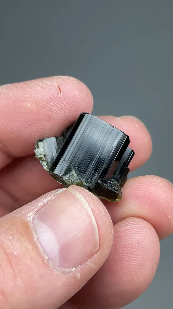 Vesuvianite - image 2