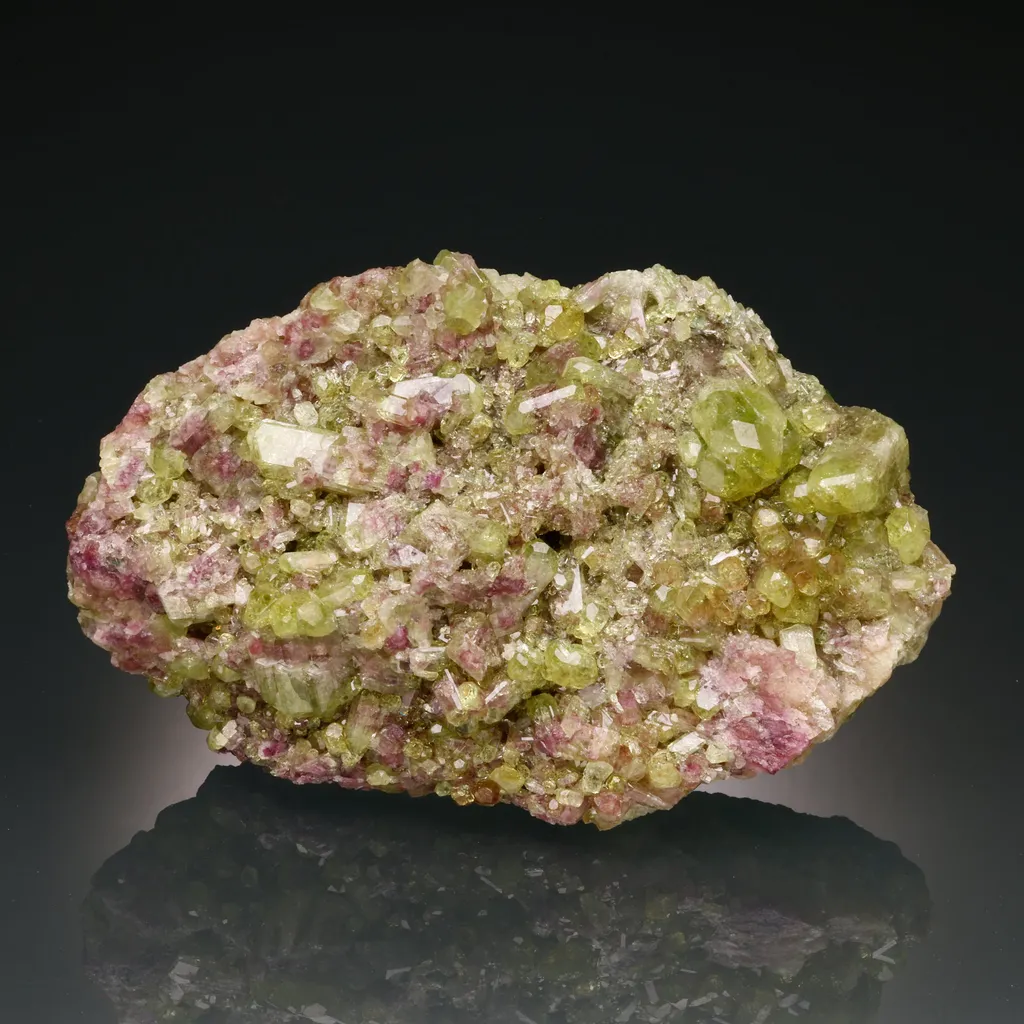 Vesuvianite image