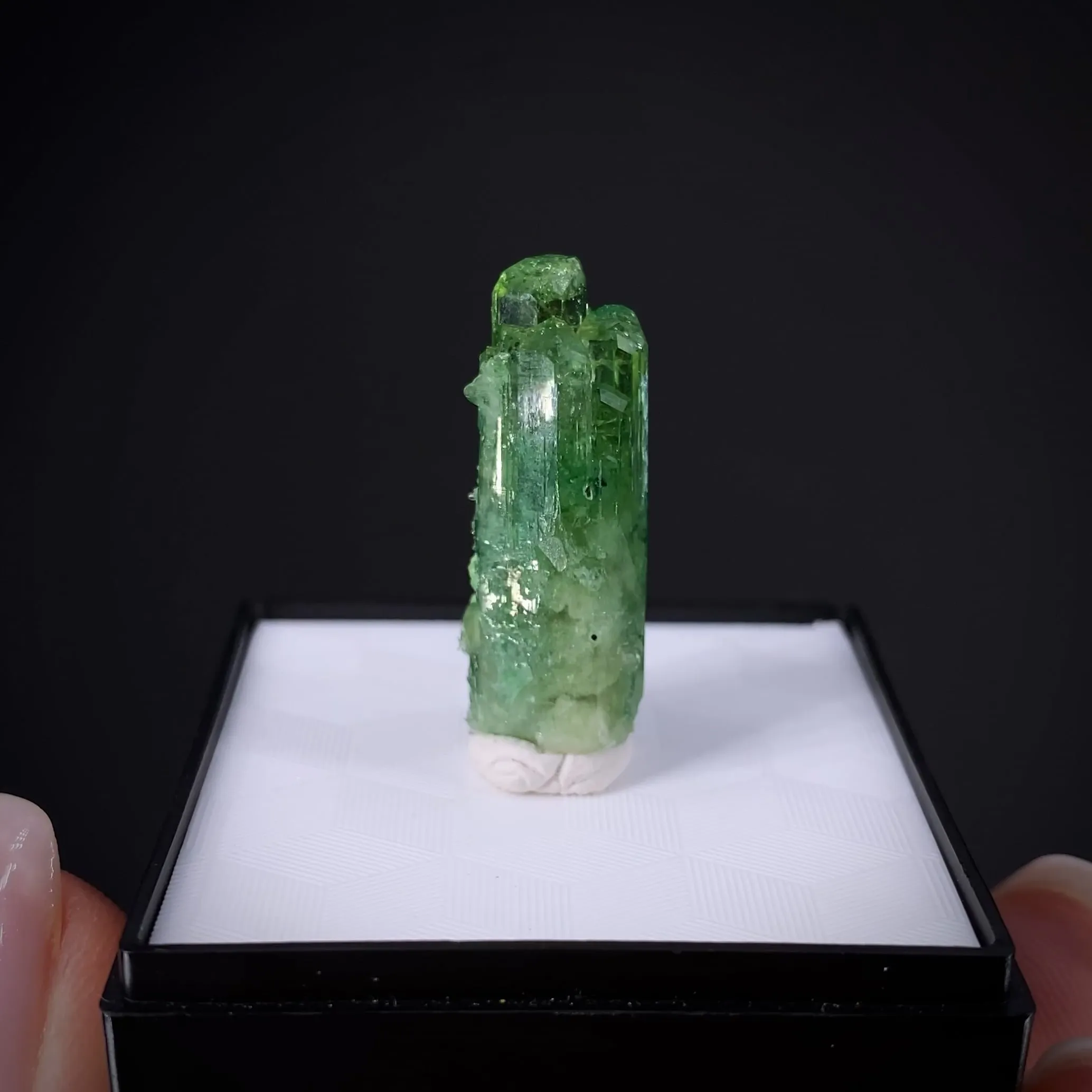 Vesuvianite - image 2