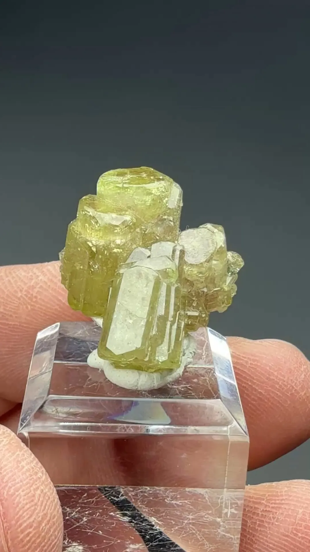 Vesuvianite - image 2
