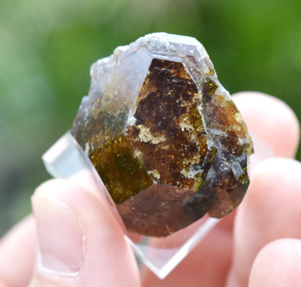 Vesuvianite 45 grams - Fushan Mine, She County, Handan, Hebei, China - image 4
