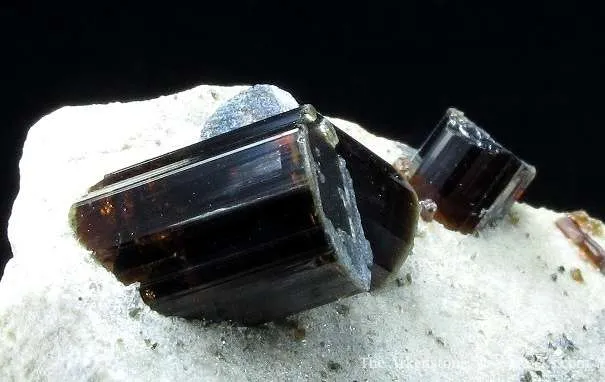 Vesuvianite - image 3