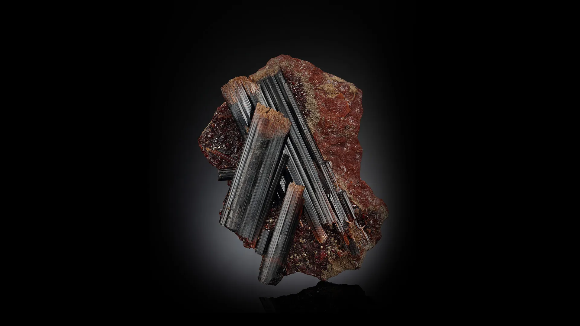 Vesuvianite - image 1