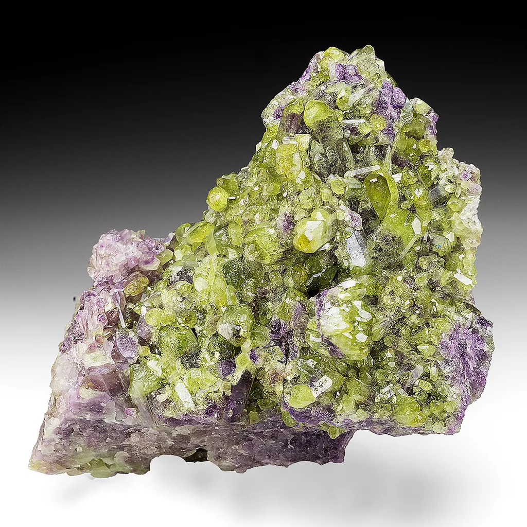 Vesuvianite image