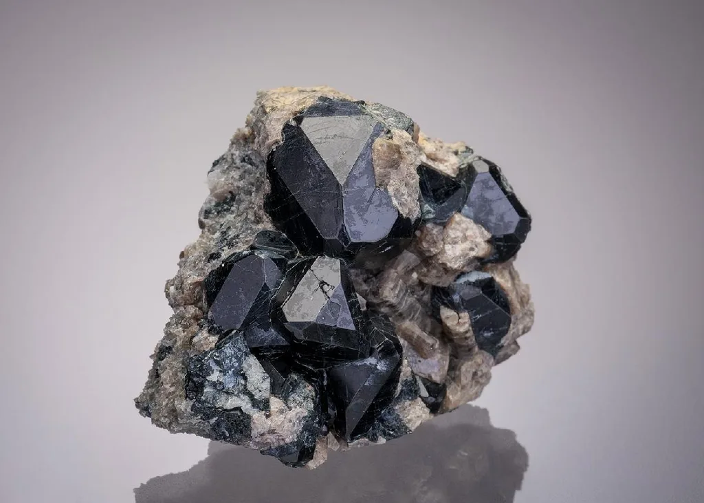 Vesuvianite image