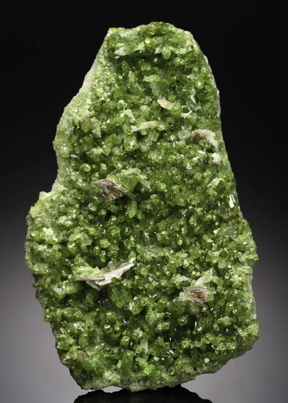 Vesuvianite image