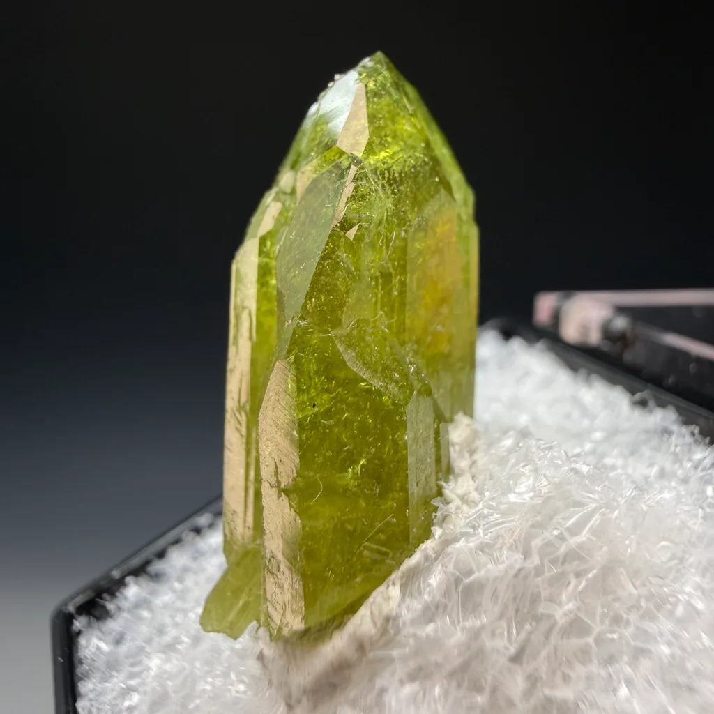 Vesuvianite - image 3