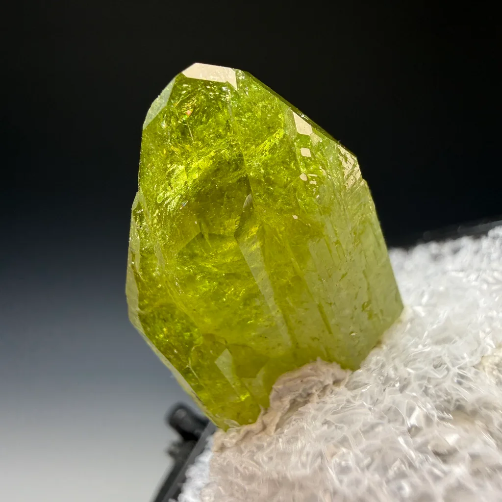 Vesuvianite - image 4