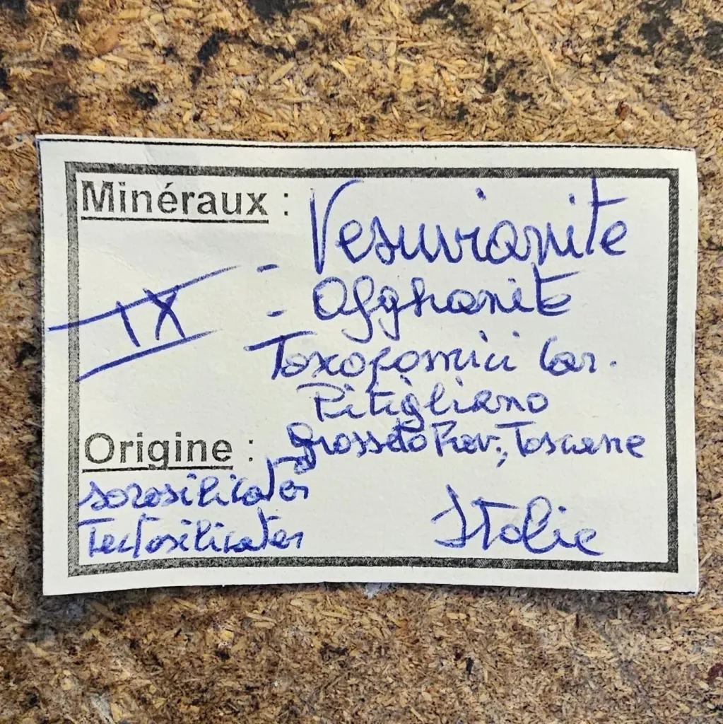 Vesuvianite & Afghanite 27 gr - Pitigliano, Grosseto Province, Tuscany, Italy - image 5