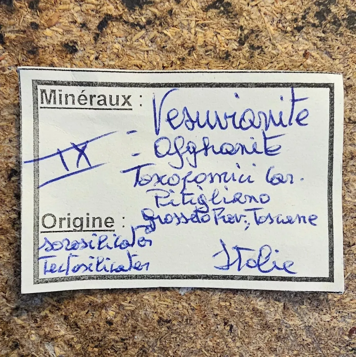 Vesuvianite & Afghanite 27 gr - Pitigliano, Grosseto Province, Tuscany, Italy - image 5