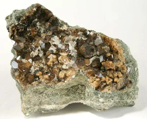 Vesuvianite, Anorthite image