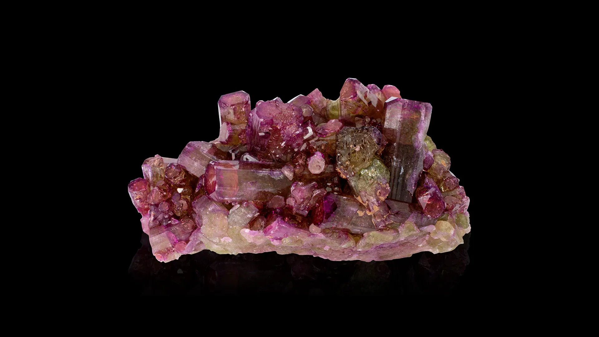 Vesuvianite - image 1