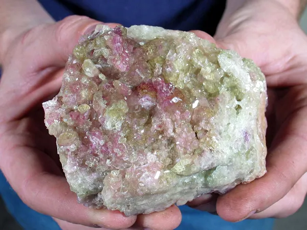 Vesuvianite image