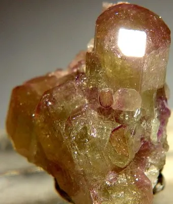 Vesuvianite image