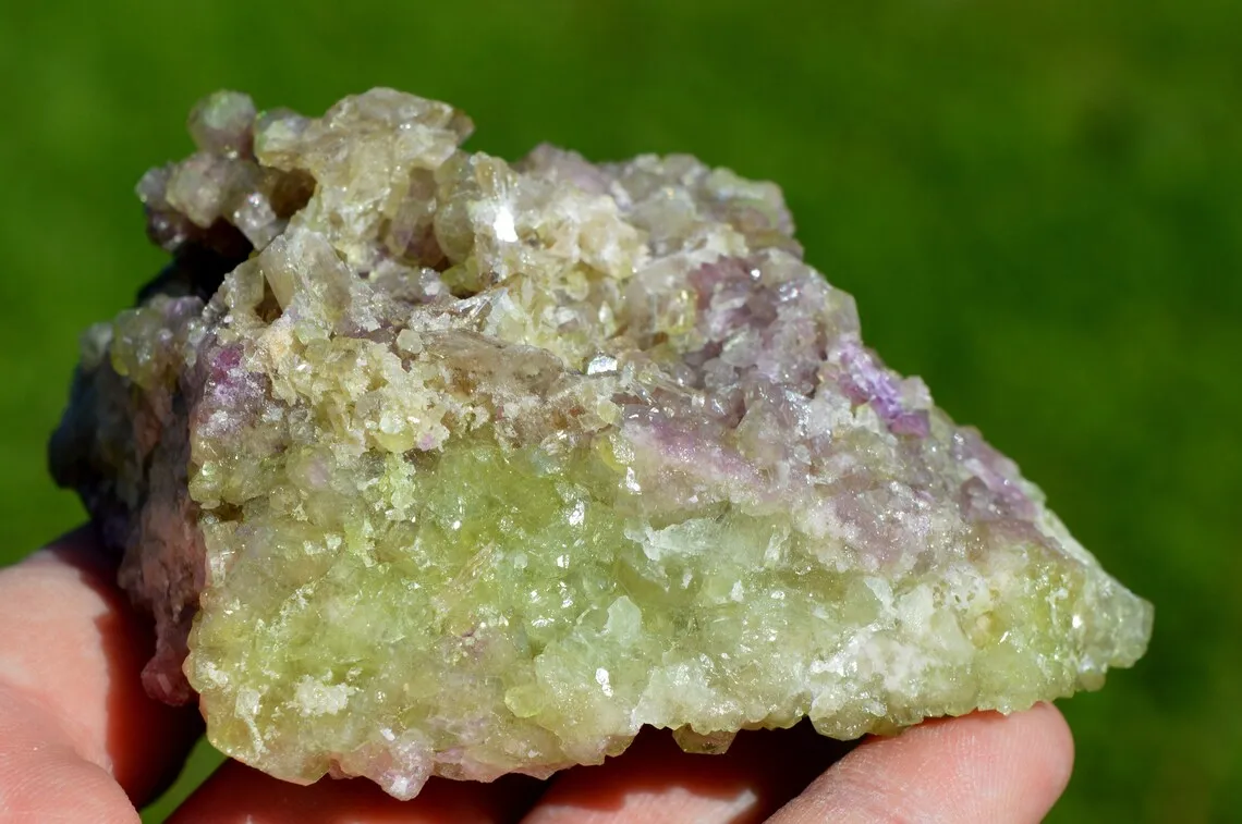 Vesuvianite & Mangano-vesuvianite 357 grams - Jeffrey Mine ("Johns-Manville Mine"), Quebec, Canada - image 5