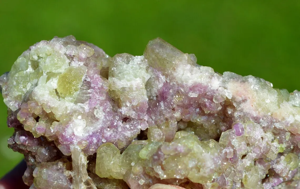 Vesuvianite & Mangano-vesuvianite 357 grams - Jeffrey Mine ("Johns-Manville Mine"), Quebec, Canada - image 10