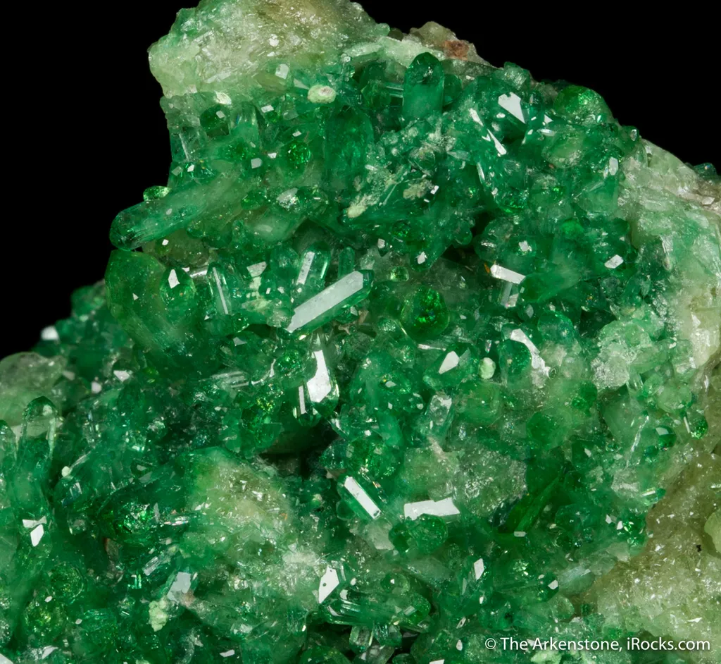 Vesuvianite var. Chrome image