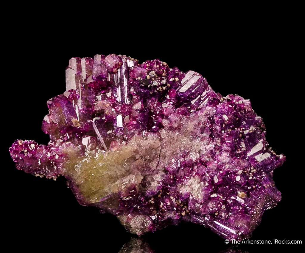 Vesuvianite var. Manganoan - image 6