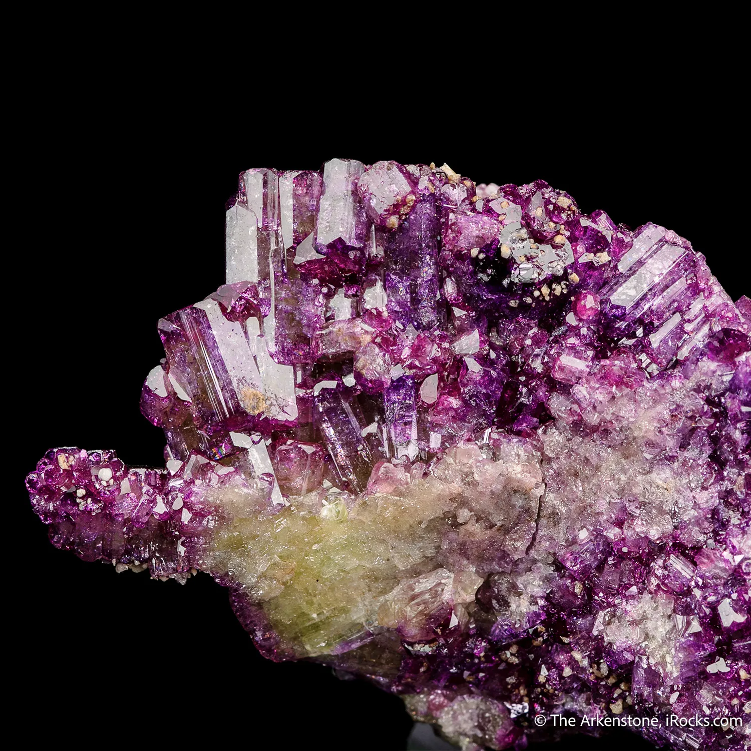 Vesuvianite var. Manganoan - image 4
