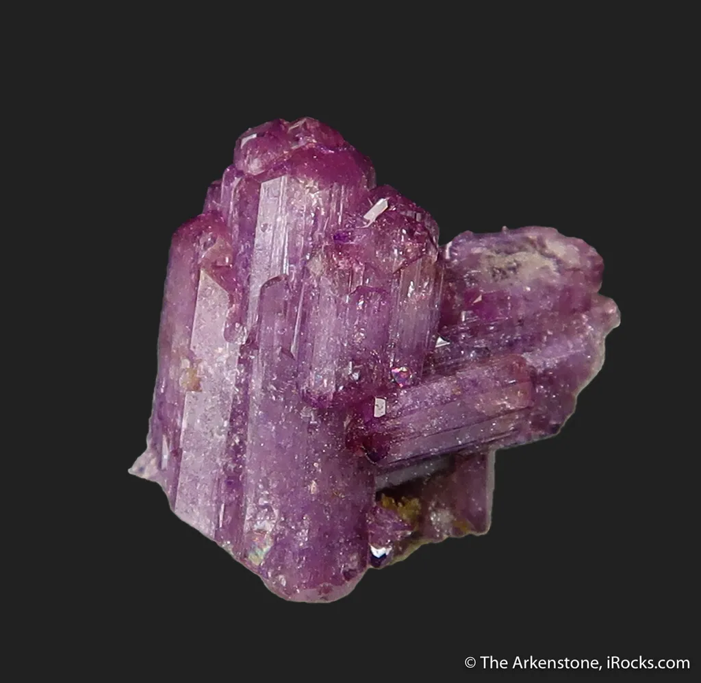 Vesuvianite var. Manganoan - image 5