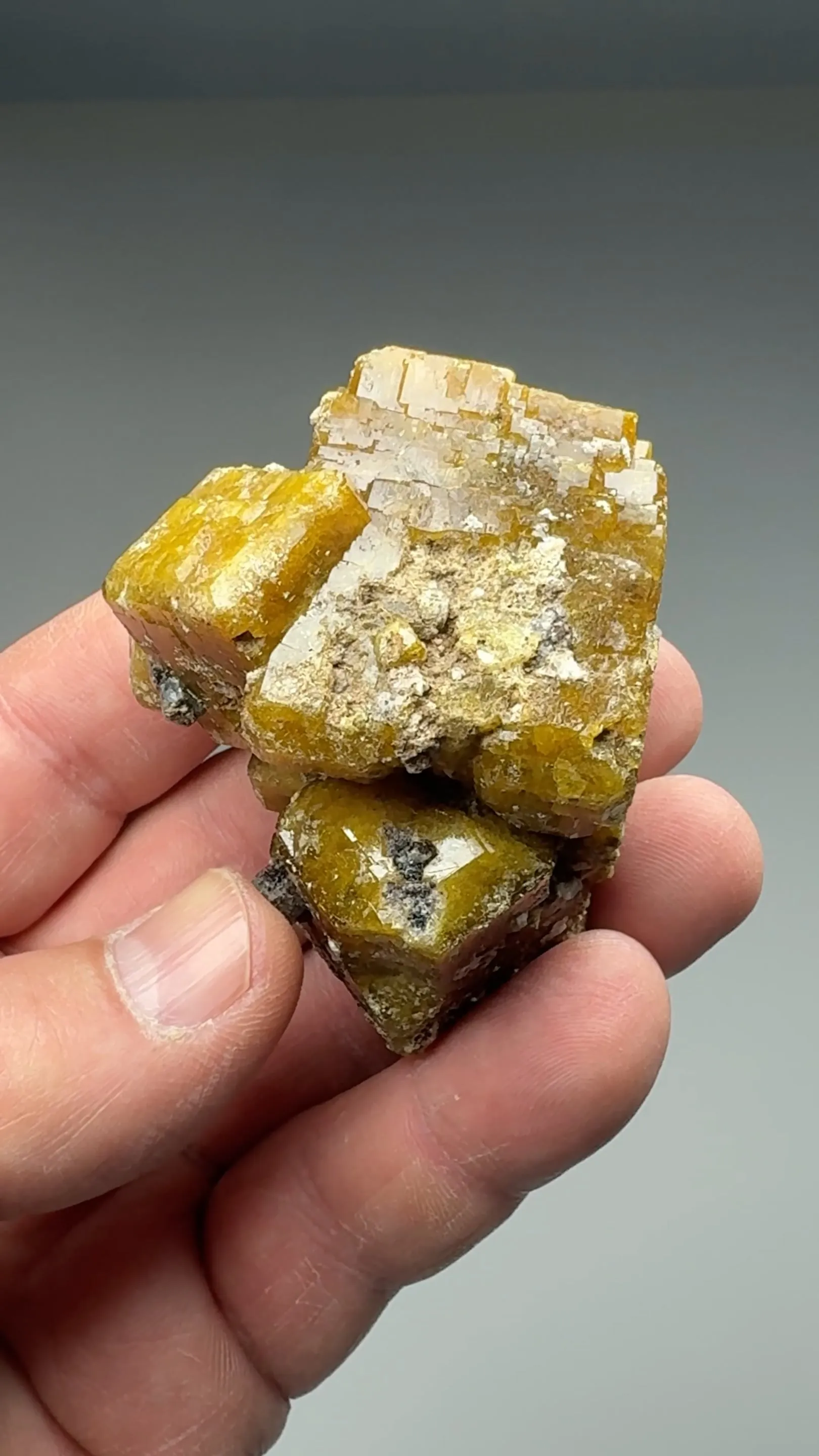 Vesuvianite with Grossular - image 2