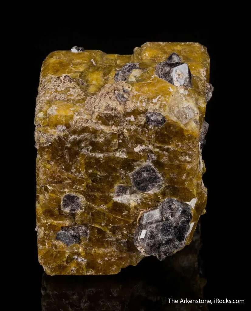 Vesuvianite with Grossular - image 2