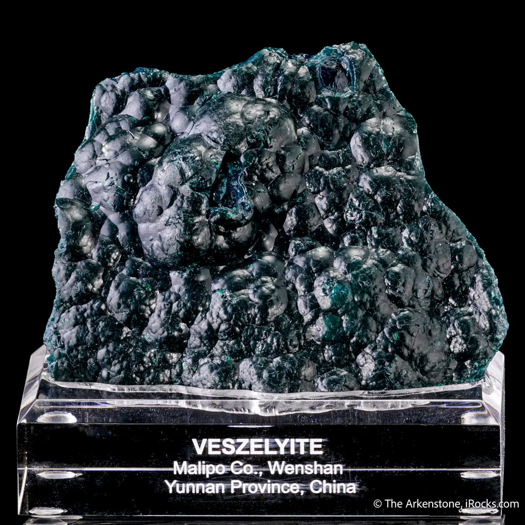Veszelyite - image 5
